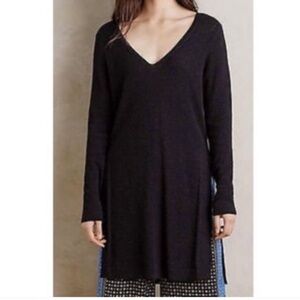 Moth Anthropologie Amalia Black Tunic Split Hem Sweater Size XS
